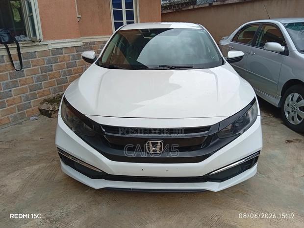 Honda Civic 2019 White