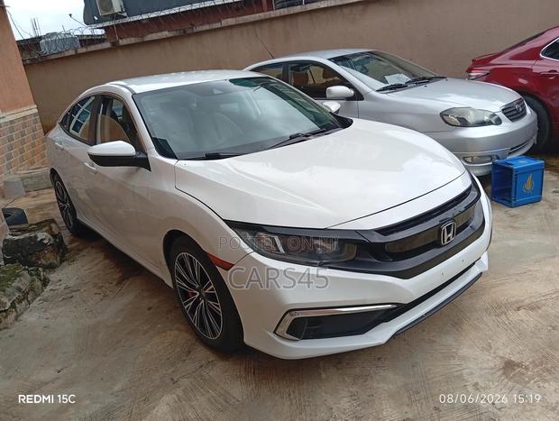 Honda Civic 2019 White