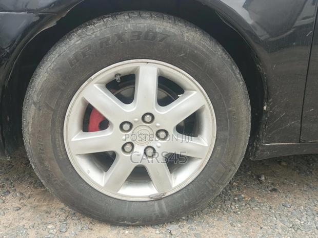 Toyota Avalon 3.0 2000 Black