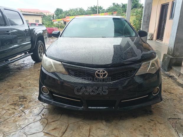Toyota Camry 2012 Black