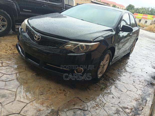 Toyota Camry 2012 Black