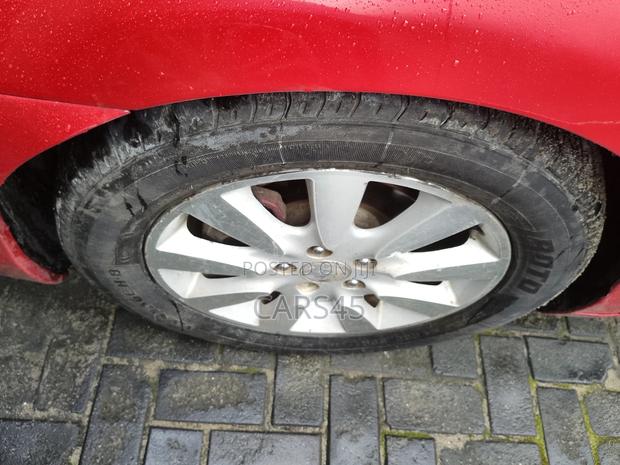 Toyota Camry 2010 Red