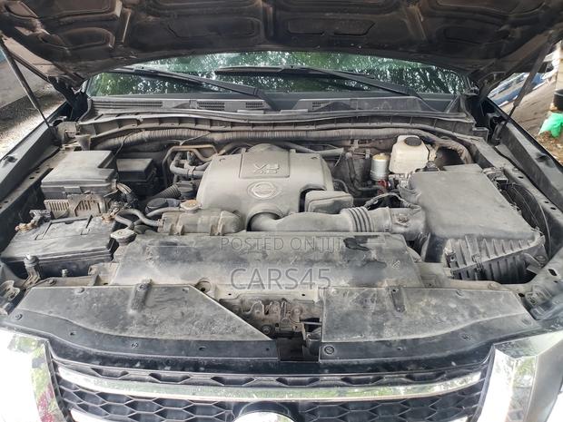 New Nissan Patrol 5.6 2010 Black