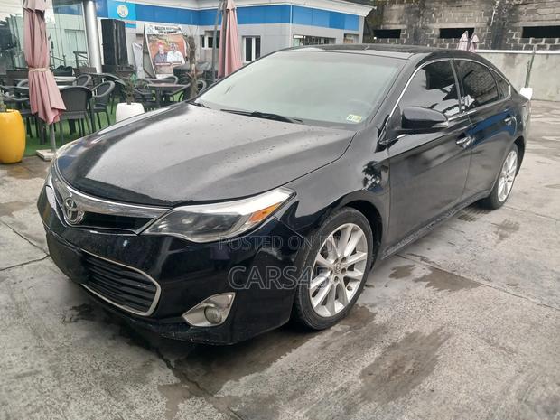 Toyota Avalon Limited 4dr Sedan (3.5L 6cyl 6A) 2014 Black