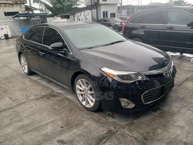 Toyota Avalon Limited 4dr Sedan (3.5L 6cyl 6A) 2014 Black