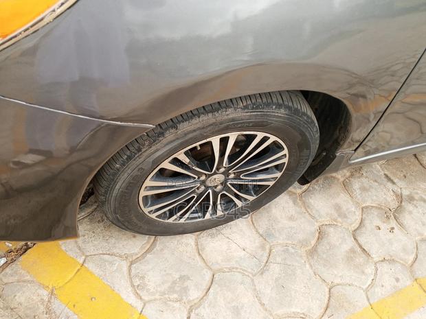 Toyota Matrix 2010 Gray