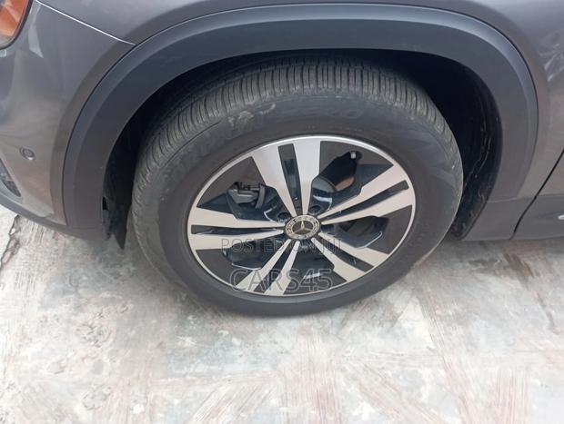 Mercedes-Benz GLB-Class 2024 Gray