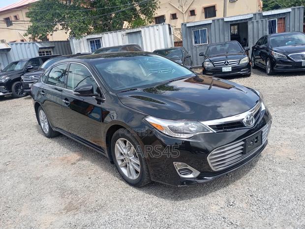 Toyota Avalon 2015 Black