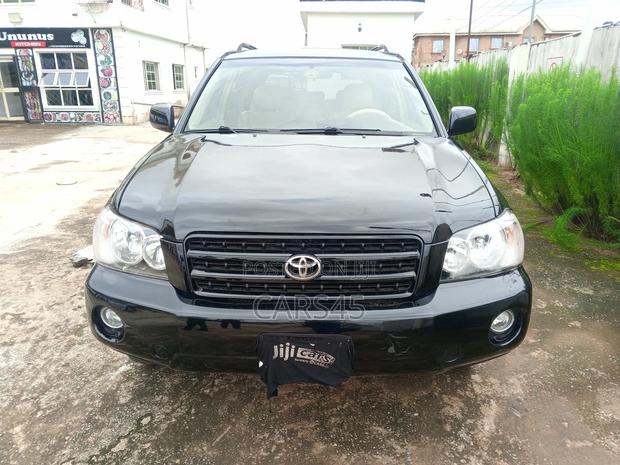 Toyota Highlander 2004 Black