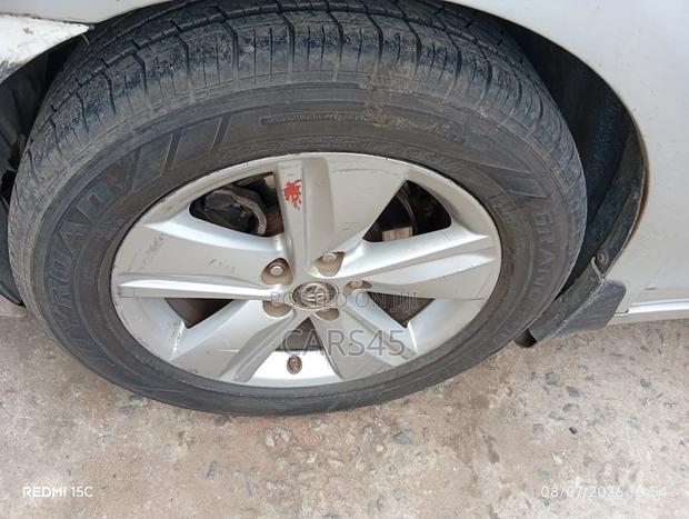 Toyota Camry 2010 Silver