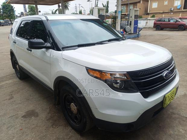 Ford Explorer 2015 White
