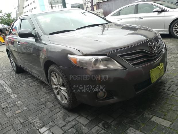 Toyota Camry 2008 Gray