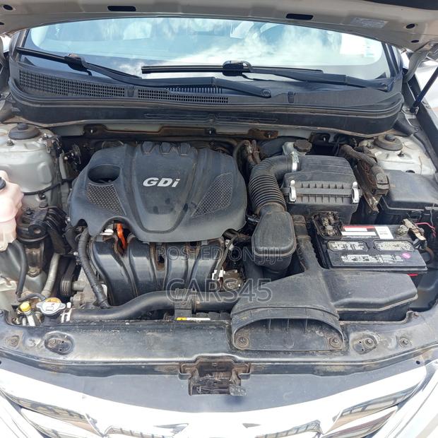 Hyundai Sonata 2013 Silver