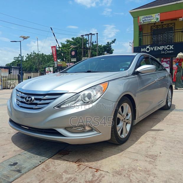 Hyundai Sonata 2013 Silver