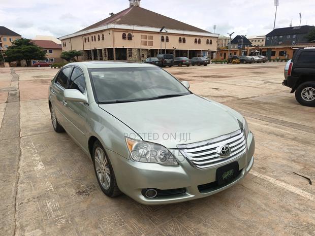 Toyota Avalon 2008 Green