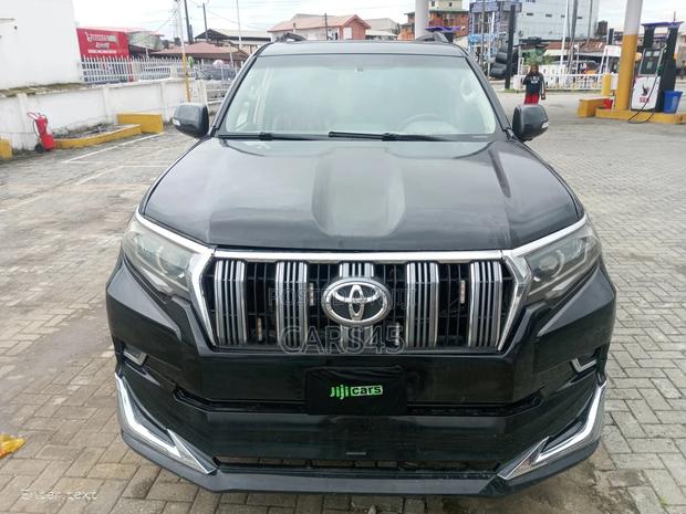 Toyota Land Cruiser Prado 2011 Black