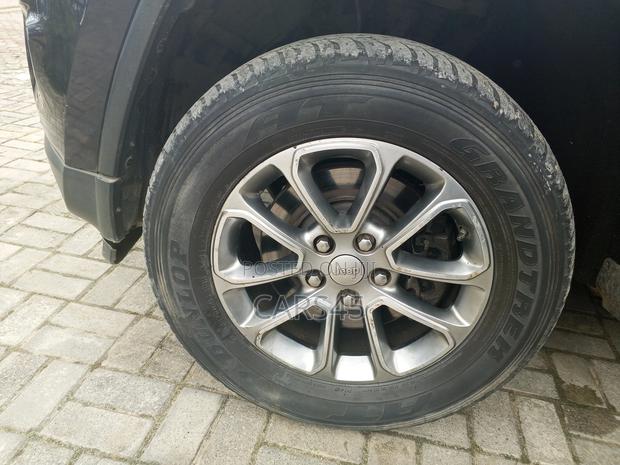 Jeep Grand Cherokee 2014 Gray