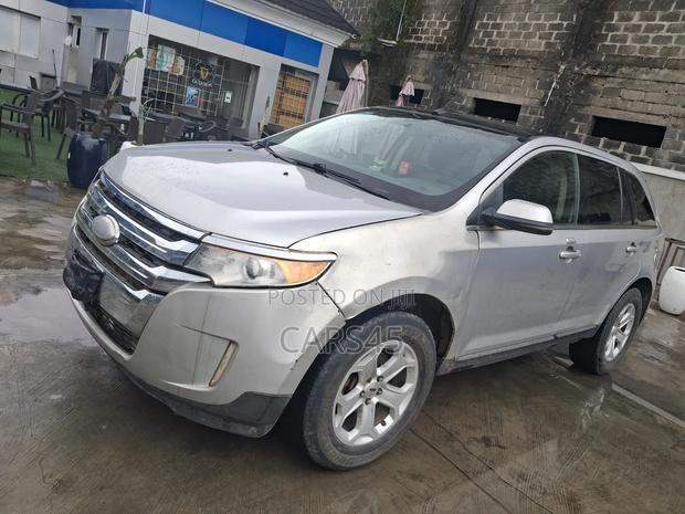 Ford Edge 2012 Silver