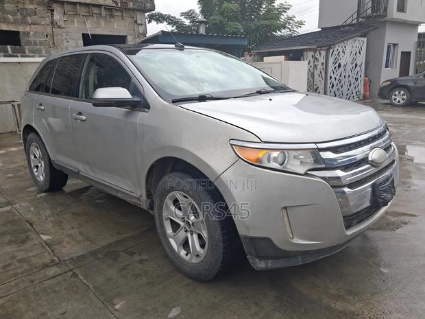Ford Edge 2012 Silver