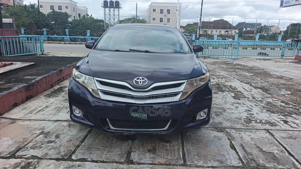 Toyota Venza 2011 Blue