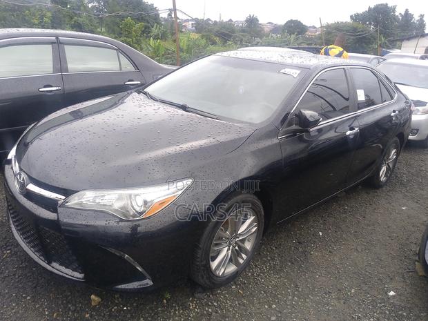 Toyota Camry 2016 Black
