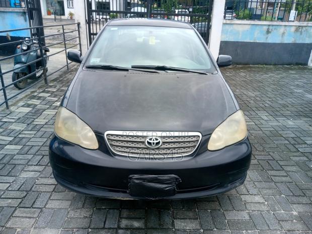 Toyota Corolla 2005 Black