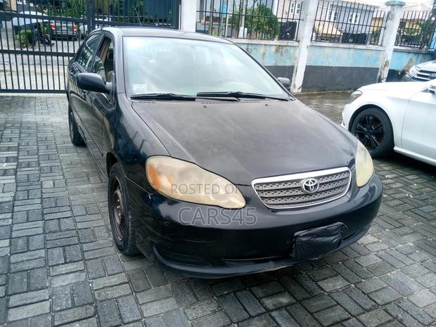Toyota Corolla 2005 Black