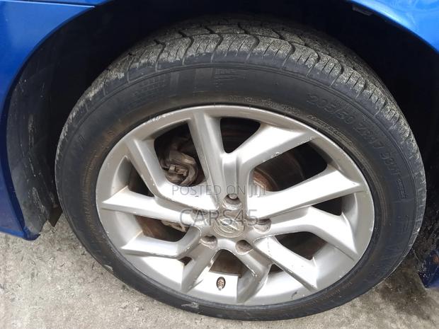 Nissan Sentra SR 4dr Sedan (1.8L 4cyl CVT) 2014 Blue