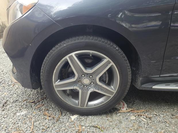 Mercedes-Benz GLE-Class 2016 Gray