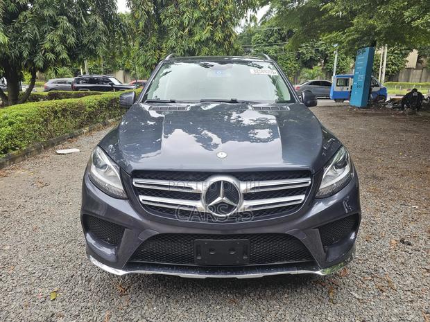 Mercedes-Benz GLE-Class 2016 Gray