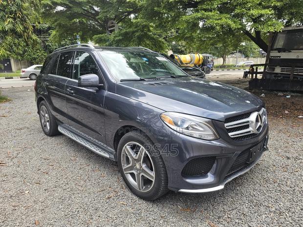 Mercedes-Benz GLE-Class 2016 Gray