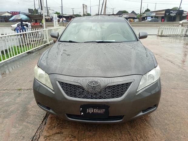 Toyota Camry 2008 Gray