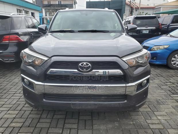 Toyota 4-Runner 2018 Gray