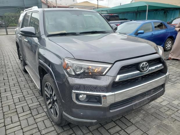 Toyota 4-Runner 2018 Gray