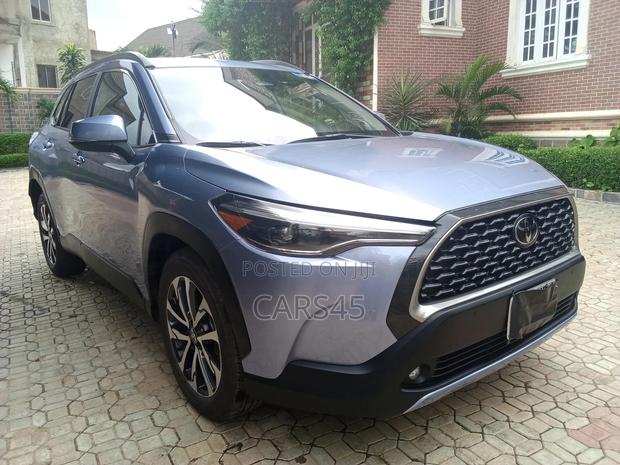 Toyota Corolla 2025 Blue