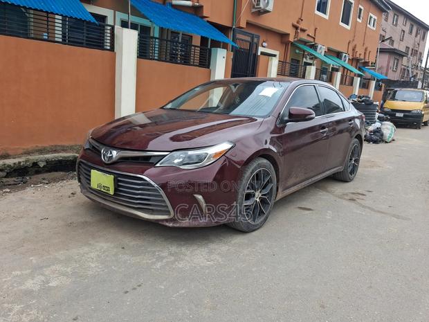 Toyota Avalon 2013 Brown