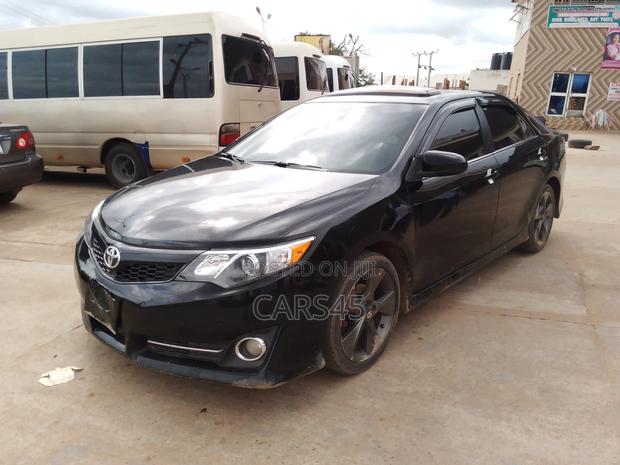 Toyota Camry 2012 Black