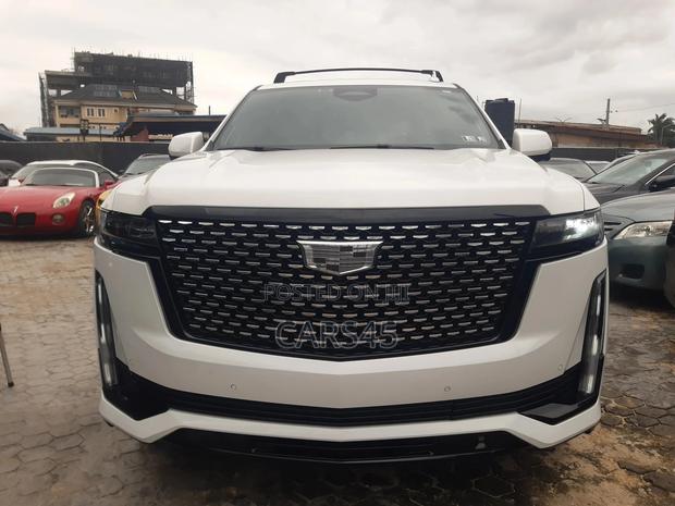 Cadillac Escalade 2024 White
