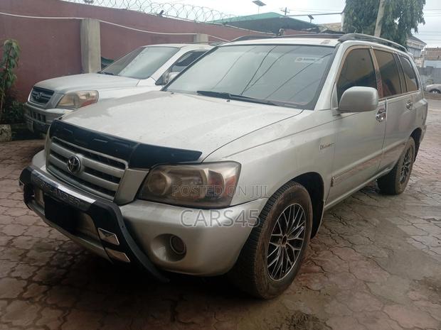 Toyota Highlander 2004 Silver