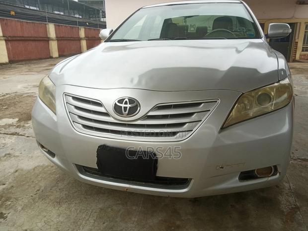 Toyota Camry 2008 Gray