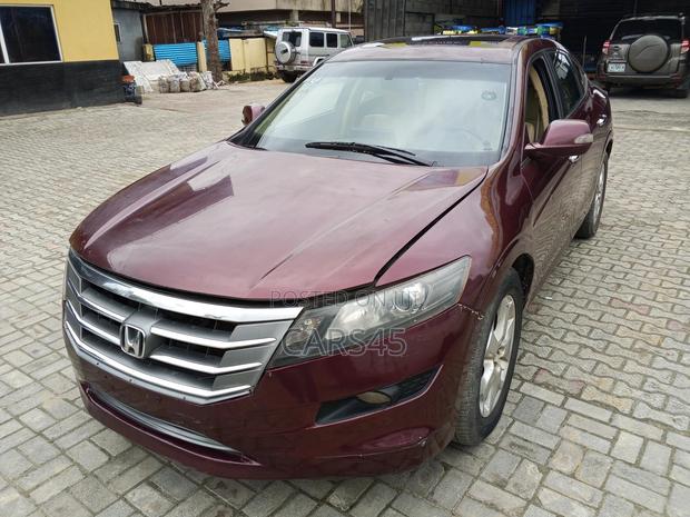 Honda Crosstour 2012 Red