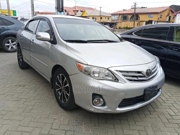 Toyota Corolla 2008 Silver