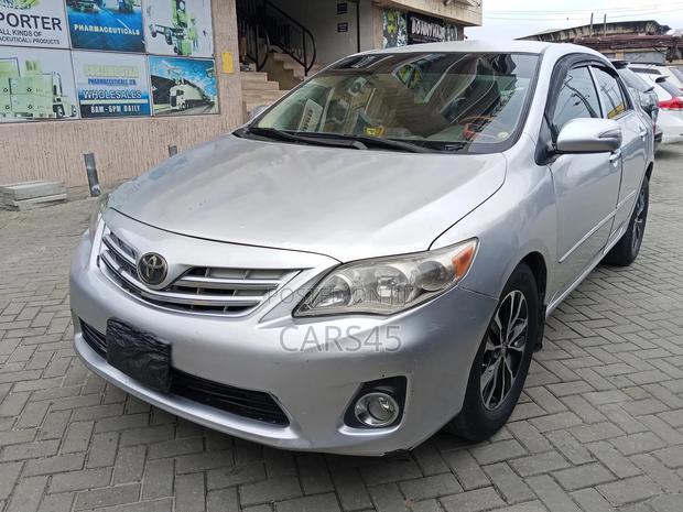 Toyota Corolla 2008 Silver