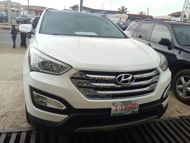 Hyundai Santa Fe 2014 White