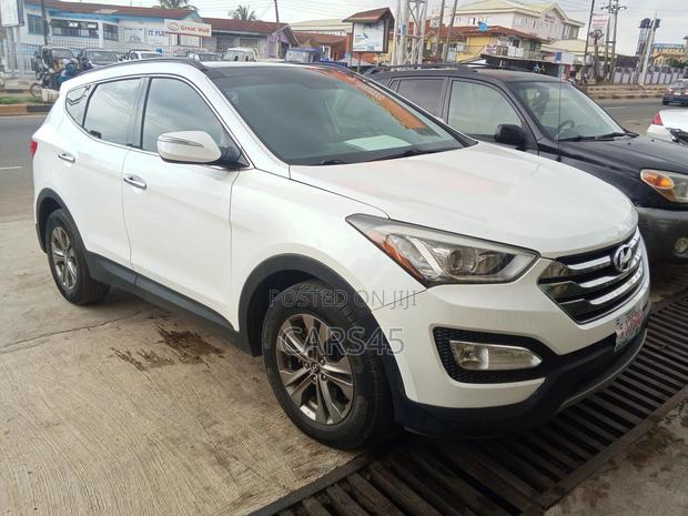 Hyundai Santa Fe 2014 White