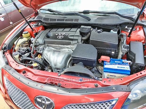 Toyota Camry SE 4dr Sedan (2.5L 4cyl 6AM) 2010 Red