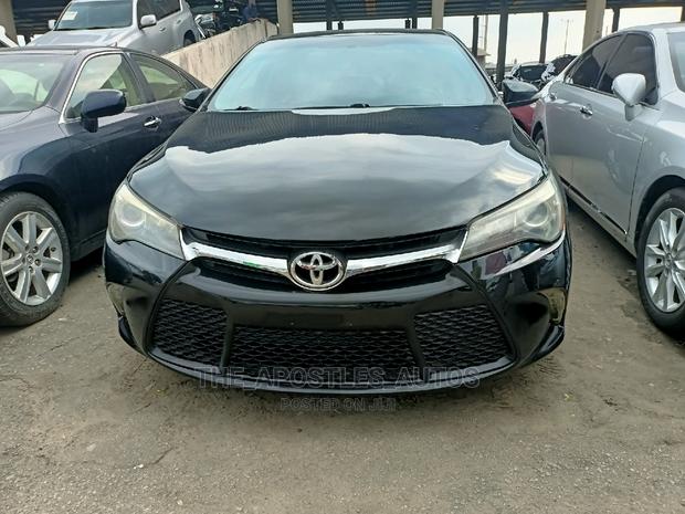 Toyota Camry 2016 Black