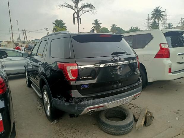 Ford Explorer 2016 Black