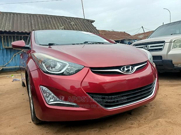 Hyundai Elantra 2016 Red