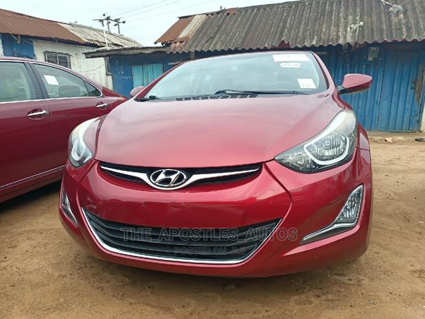 Hyundai Elantra 2016 Red